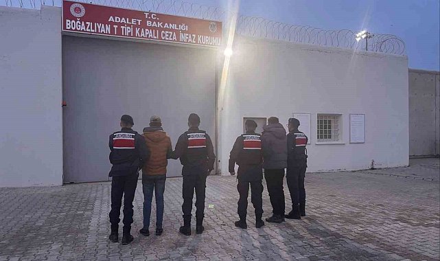 Yozgat'ta araçta uyuşturucuyla yakalanan 2 şüpheli tutuklandı