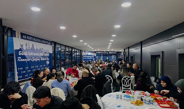 AK Parti Bilecik il yönetimi aynı sofrada buluştu