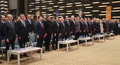 AK Parti Genel Başkan Vekili Elitaş: "Bakanın yeminini engellemek demokrasiyi askıya almak demektir"