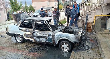 Alevlere teslim olan Fiat-Tofaş otomobil kullanılmaz hale geldi