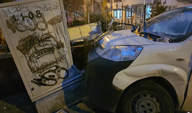 Ankara'da iki araç kafa kafaya çarpıştı: 1 yaralı