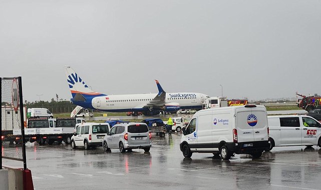 Antalya Havalimanı'nda korkutan kaza ucuz atlatıldı