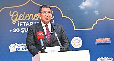 Antalya protokolü ve oda başkanları iftarda buluştu