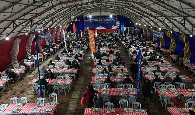 Arnavutköy Belediyesi'nden Kosova'da bin 500 kişilik "Kardeşlik Sofrası"