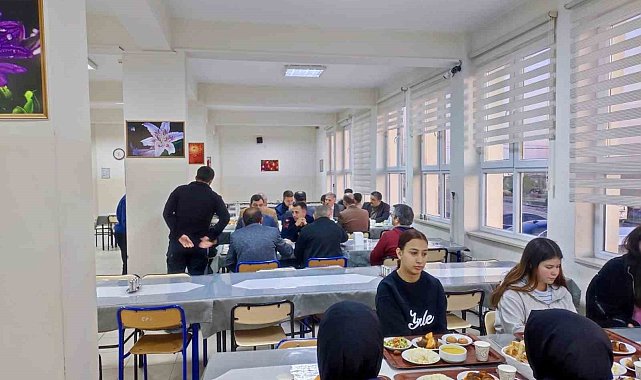 Aslanapa'da "Maarifin Kalbinde Ramazan İftar Buluşması"