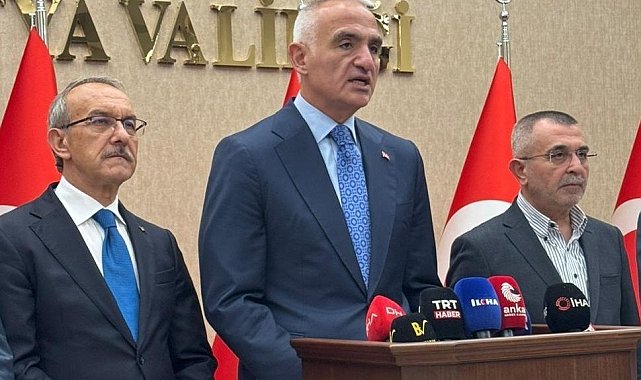 Bakan Ersoy: "Dünya tarihinin en muazzam inşa ve ihya hareketini hayata geçirdik"