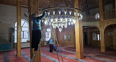 Beyşehir'de camiler Ramazan'a hazır