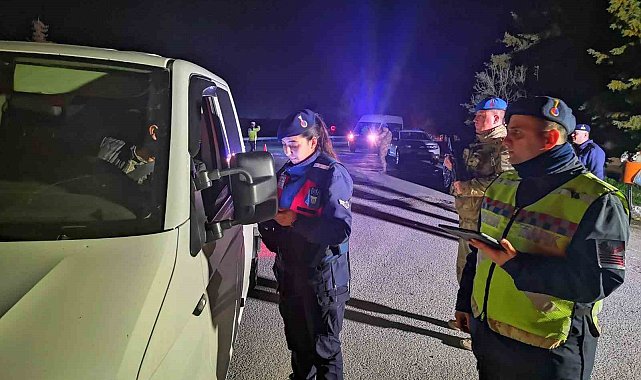 Bilecik'te araması olan 10 kişi yakalandı