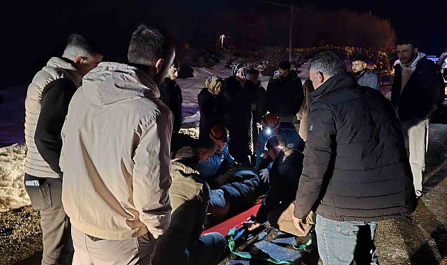 Bingöl'de trafik ikazası: 3 yaralı