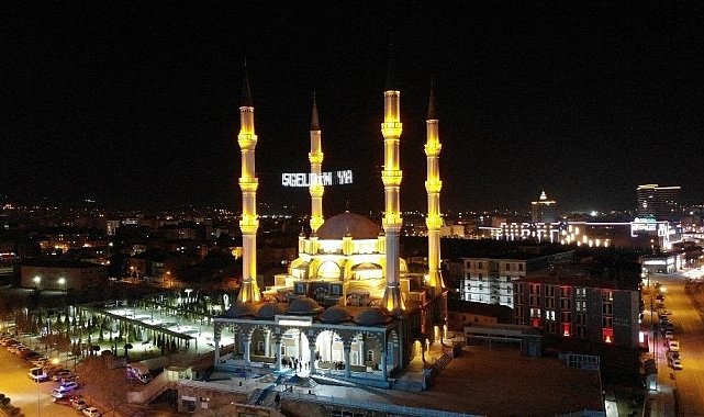 Çorum'da teravih namazları 9 camide hatimle kılınacak