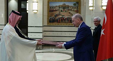 Cumhurbaşkanı Erdoğan'a 3 ülkenin büyükelçisinden güven mektubu