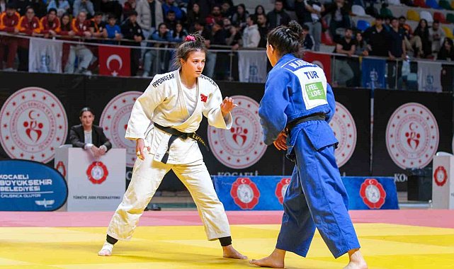 Kağıtsporlu judoculardan 13 madalya