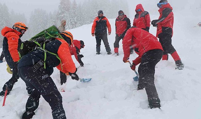 Kastamonu'da Ilgaz Dağı'nda "Çığda Arama Kurtarma" tatbikatı gerçekleştirildi