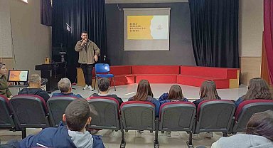 Manisa Ticaret Borsası Anadolu Lisesi'nden 'Akran Zorbalığı" semineri