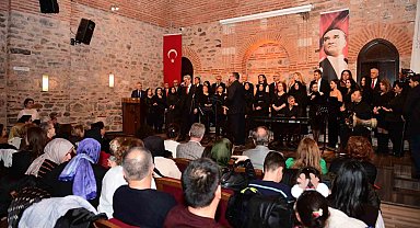 Osmangazi Belediyesi'nden türkülerle dolu unutulmaz konser