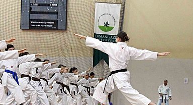 Osmangazi'de 300 karateci kuşak sevinci yaşadı