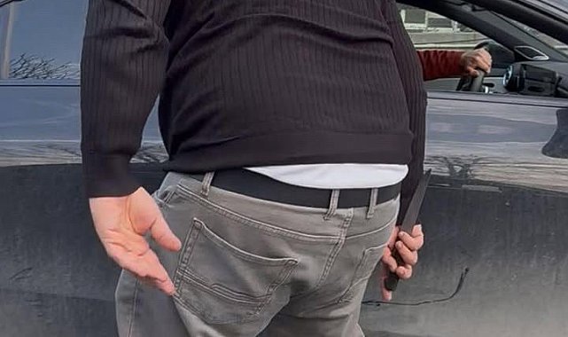 Otomobil sürücüsünü bıçakla tehdit eden minibüs şoförü tutuklandı