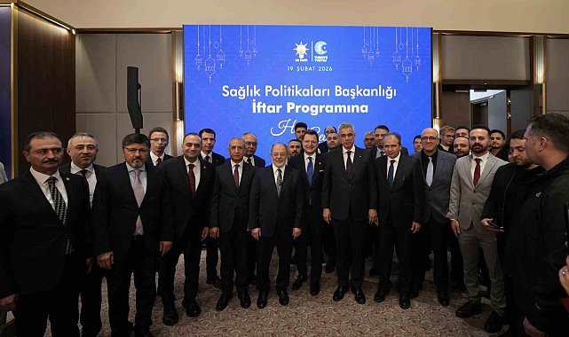 Sağlık çalışanları iftar sofrasında buluştu