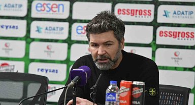 Sakaryaspor'da Teknik Direktör Hakan Kutlu ile yollar ayrıldı