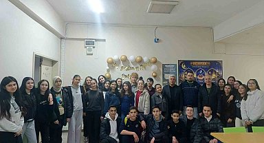 Sarıgöl'de liseliler aynı sofrada buluştu