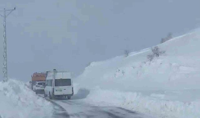 Tipi nedeniyle Malatya-Sincik karayolu ulaşıma kapandı