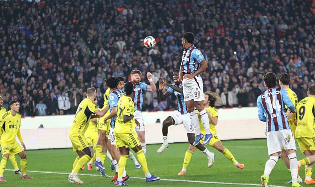 Trendyol Süper Lig: Trabzonspor: 2 - Fenerbahçe: 2