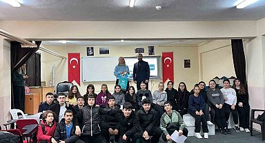 Türkiye Gençlik Vakfı'ndan ortaokul öğrencilerine ödüllü yarışma