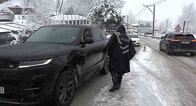 Uludağ'a çıkanlara jandarma izin vermedi