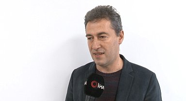 Yerli yapay zeka Cosmos T1, kendisinden üç kat büyük modellerle yarışıyor