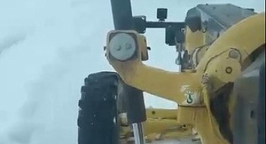 Yozgat'ta karla mücadele sürüyor