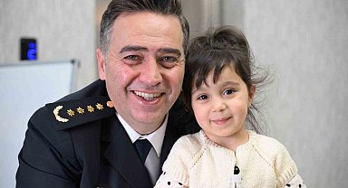 Ağrı Emniyet Müdürü Önder'den bayram mesaisindeki polislere ziyaret