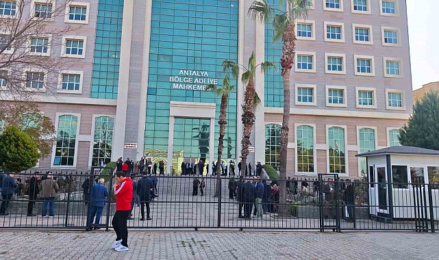Antalya Büyükşehir Belediyesi davasında tutuksuz sanıkların savunmaları alındı