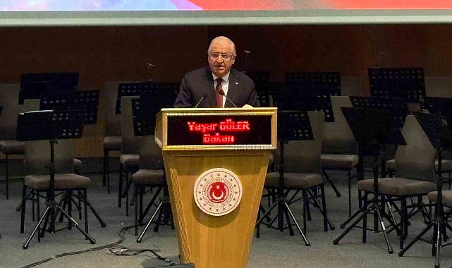 Bakan Güler: "Her türlü senaryoya karşı sahadaki birliklerimizi en iyi şekilde desteklemek en önemli görevlerimizden biridir"