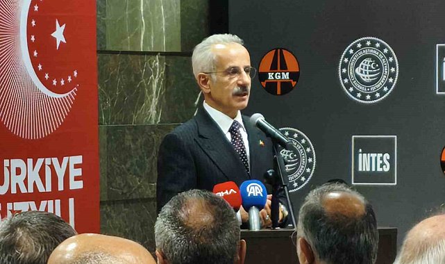 Bakan Uraloğlu: "Hedefimiz 14 bin kilometre olan demiryolu ağımızı 2028 yılında 17 bin 300 kilometrelere çıkarmak"