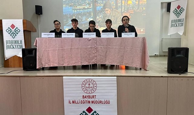 Bayburt'ta öğrenciler Sait Faik Abasıyanık'ı anlattı