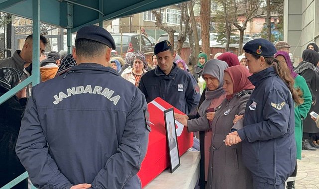 Beylik tabancasıyla intihar eden askeri personel Karabük'te toprağa verildi