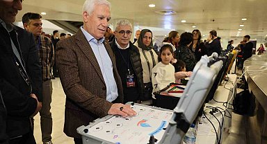 Bursa'da gençler bilimle buluştu