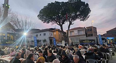 Büyükşehir'in iftar sofraları vatandaşları buluşturuyor