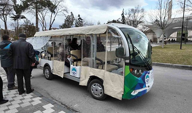 Büyükşehir'in kabir ziyareti hizmetine vatandaştan tam not