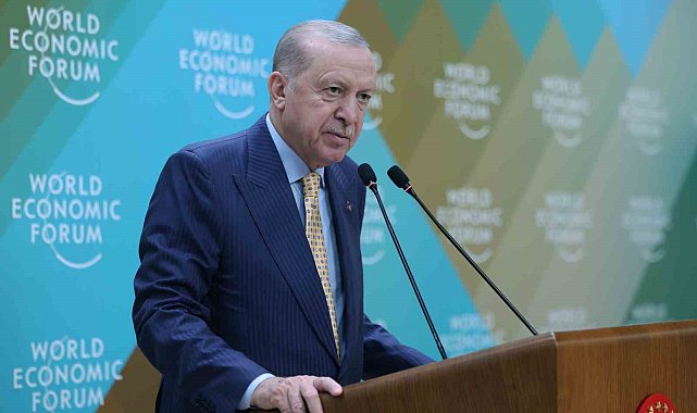 Cumhurbaşkanı Erdoğan: "Enerji piyasalarında üretim, bilişim, ulaşım ve ticaret ağlarının işleyişine kadar geniş bir alanda savaşın olumsuz etkilerini tüm dünya hissediyor"