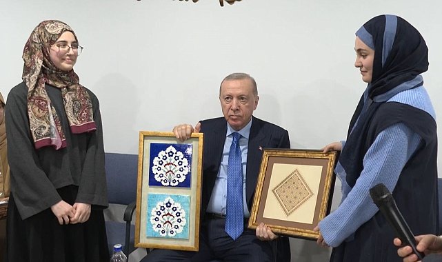 Cumhurbaşkanı Erdoğan üniversite öğrencileri ile bir araya geldi
