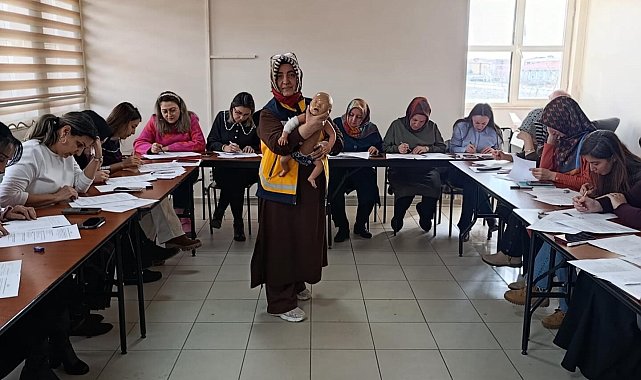 Erzincan İl Sağlık Müdürlüğü personeline temel ilk yardım eğitimi verildi