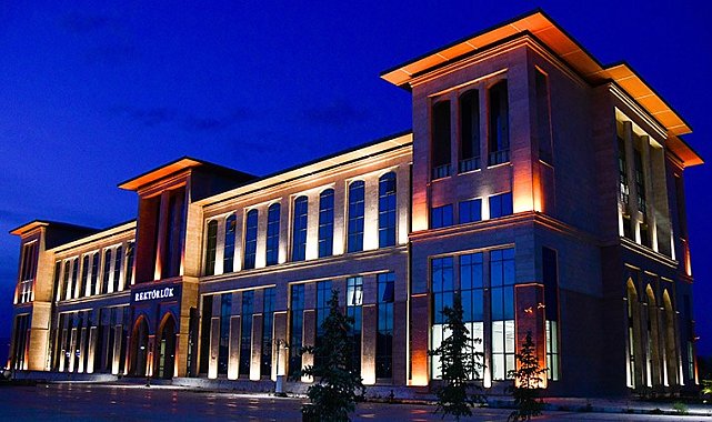 ETÜ Öğrenci Toplulukları, ÜNİDES'ten 7 proje için destek almaya hak kazandı