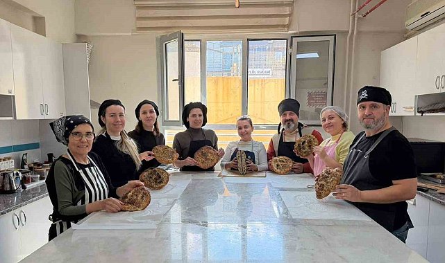 Halk Eğitim kursiyerleri pişirdi, ihtiyaç sahiplerinin sofraları bereketlendi