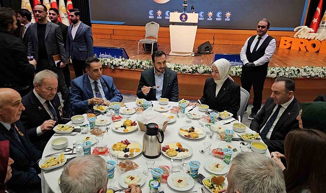 İstanbul'da şehit yakınları ve gaziler iftarda buluştu