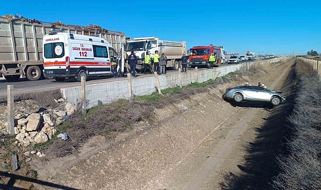 Kamyonla çarpışan otomobilin sürücüsü hayatını kaybetti