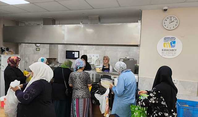 Karacabey Belediyesi'nden binlerce vatandaşa destek