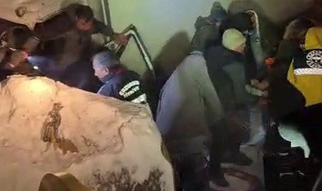 Karayazı'da tipi kazaya neden oldu: 1 ölü