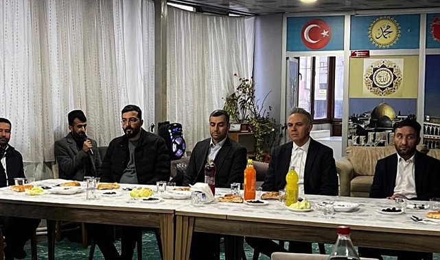 Kaymakam Akın öğrencilerle iftarda buluştu