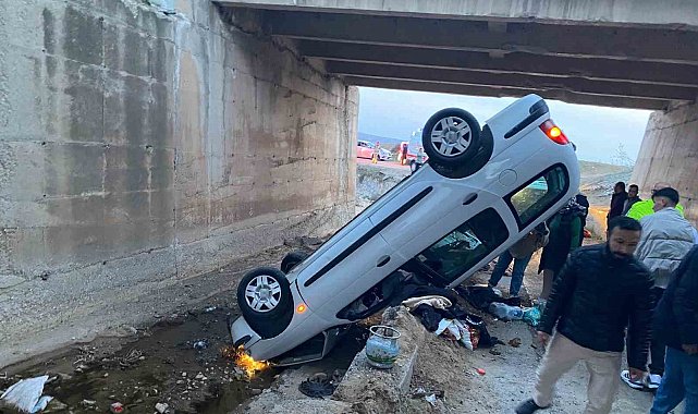 Kırıkkale'de otomobil köprü boşluğuna devrildi: 4 yaralı